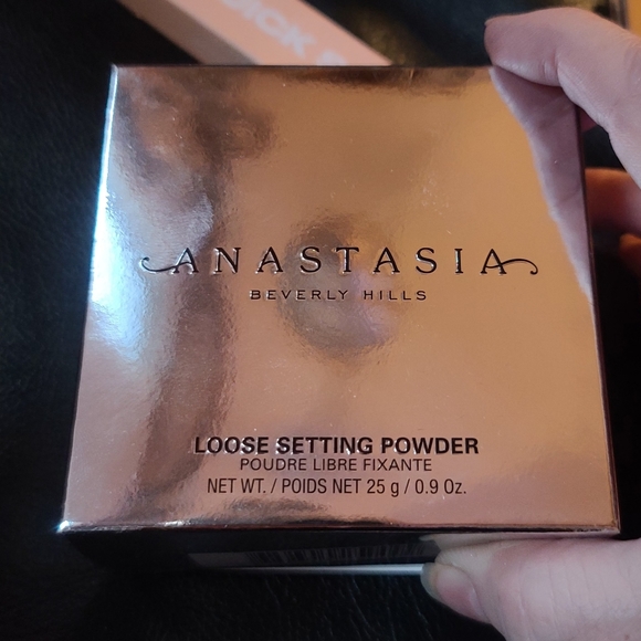 HOST PICK!MILK Studios "Anastasia" "Insert name Here" Iconic 4PC bundle SEALED - Picture 8 of 9